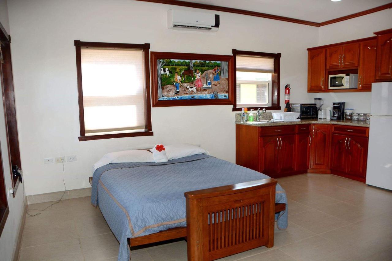 Belizean Nirvana Placencia Exterior photo